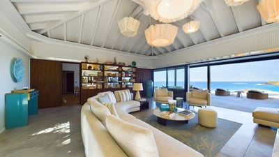 Luxury Villa Photo #10