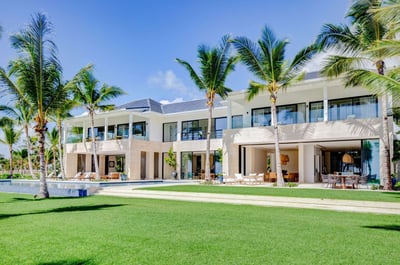 Luxury Villa Photo #12