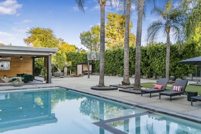 Luxury Villa Photo #15