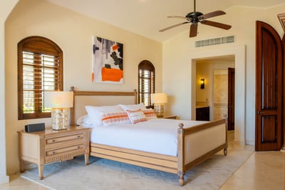 Luxury Villa Photo #35