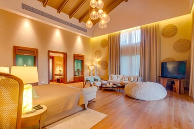 Luxury Villa Photo #66