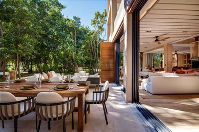 Luxury Villa Photo #7