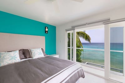 Luxury Villa Photo #25