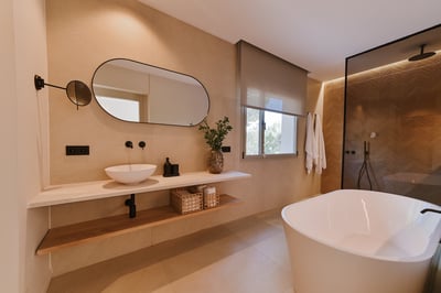 Luxury Villa Photo #32