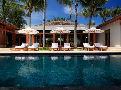 Luxury Villa Photo #3