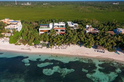 Luxury Villa Photo #4