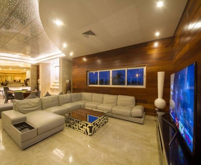 Luxury Villa Photo #18
