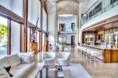 Luxury Villa Photo #17