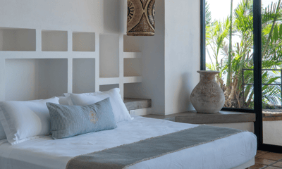 Luxury Villa Photo #28