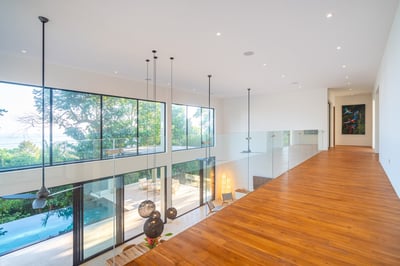 Luxury Villa Photo #37
