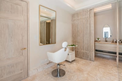 Luxury Villa Photo #47