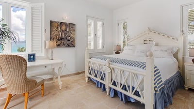 Luxury Villa Photo #51