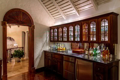 Luxury Villa Photo #11