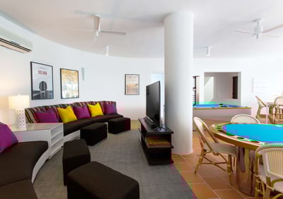 Luxury Villa Photo #12