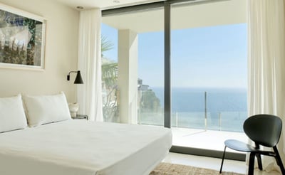 Luxury Villa Photo #26
