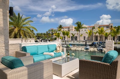 Luxury Villa Photo #14
