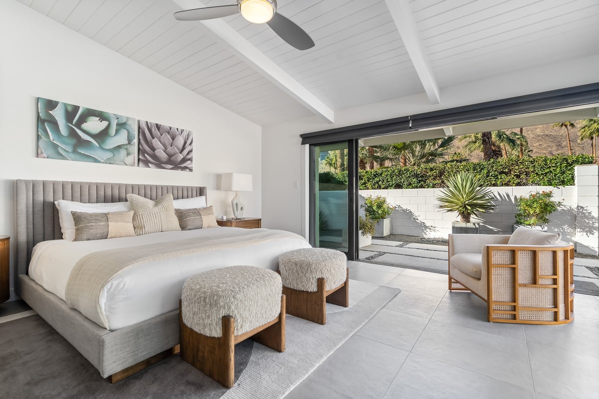 Alexander Desert Dreams