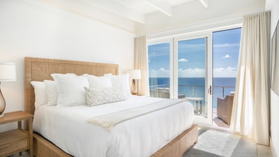 Luxury Villa Photo #11