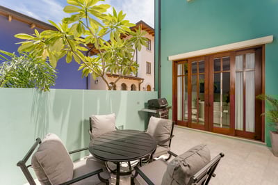 Luxury Villa Photo #4