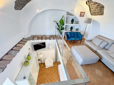 Luxury Villa Photo #30
