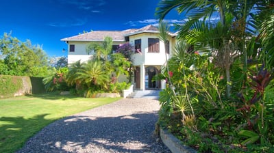 Luxury Villa Photo #11