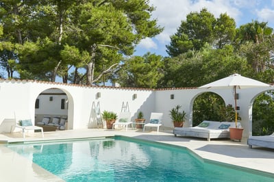 Luxury Villa Photo #2
