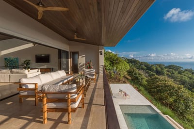 Luxury Villa Photo #15