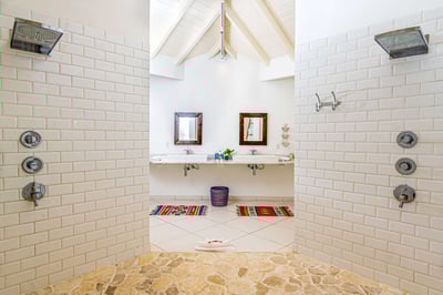 Luxury Villa Photo #20