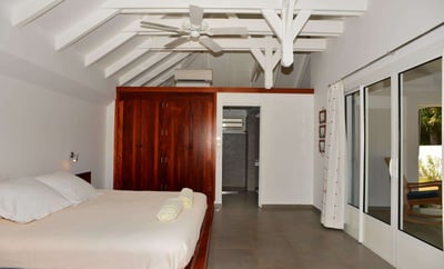 Luxury Villa Photo #20