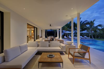 Luxury Villa Photo #13