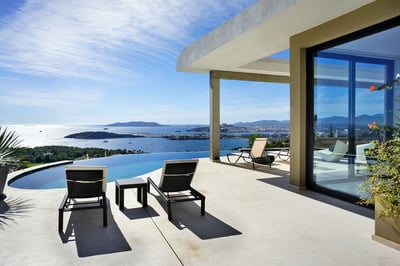 Luxury Villa Photo #5
