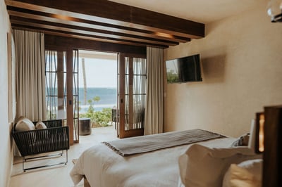 Luxury Villa Photo #34