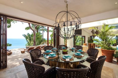 Luxury Villa Photo #12