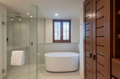 Luxury Villa Photo #29