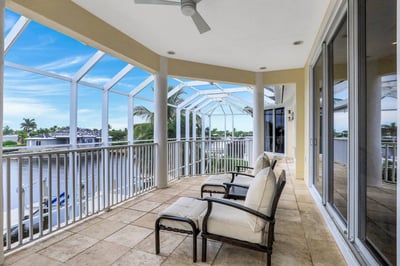 Luxury Villa Photo #12