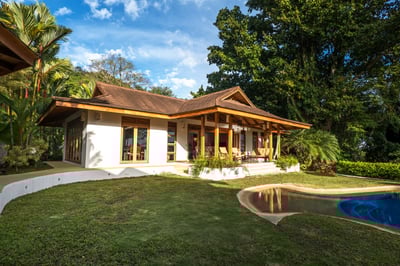 Luxury Villa Photo #6