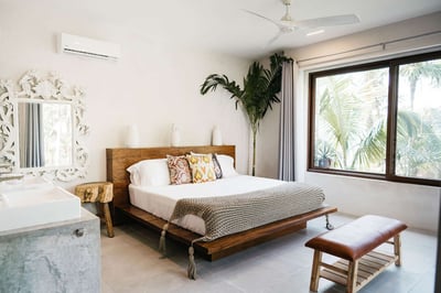 Luxury Villa Photo #40