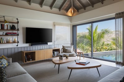 Luxury Villa Photo #14