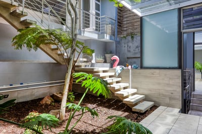 Luxury Villa Photo #3