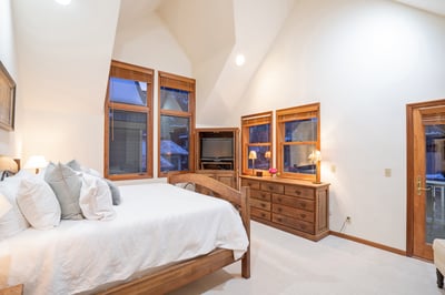 Luxury Villa Photo #8