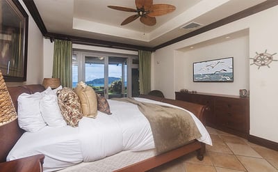 Luxury Villa Photo #12
