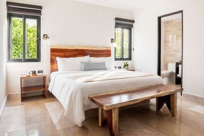 Luxury Villa Photo #42