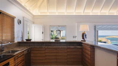 Luxury Villa Photo #20