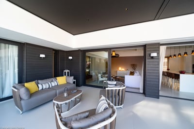 Outdoor Lounge