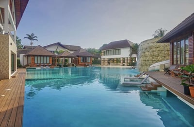 Luxury Villa Photo #6