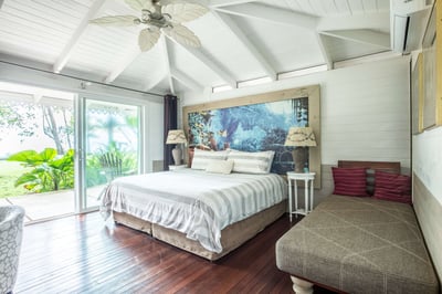 Luxury Villa Photo #30