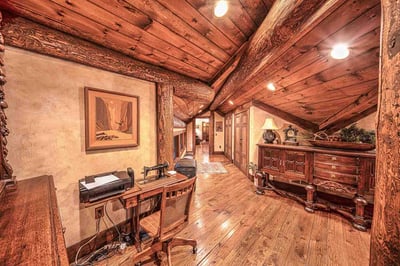 Luxury Villa Photo #27