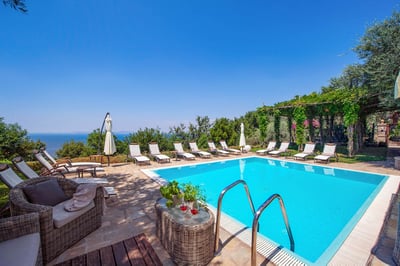Luxury Villa Photo #2