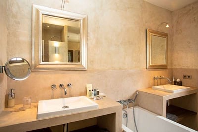 Luxury Villa Photo #25