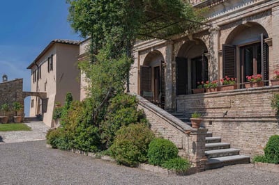 Luxury Villa Photo #3